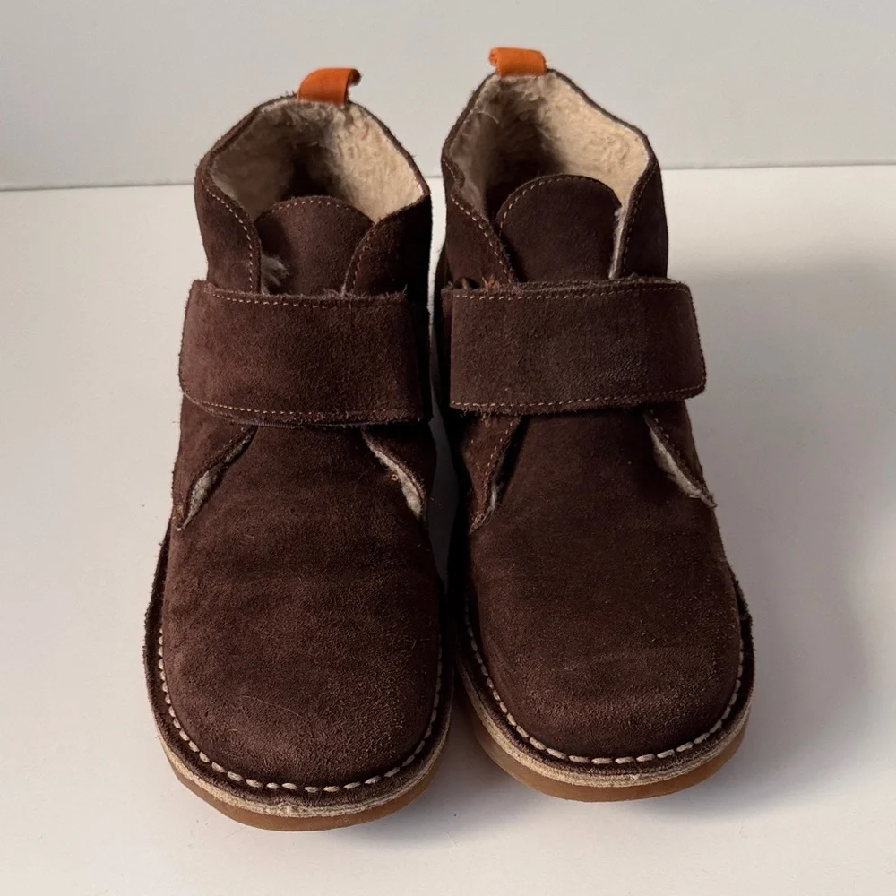 Boys Youth 3 4 Mini Boden Brown Suede Ankle Boots with Strap lined VGC Shoes